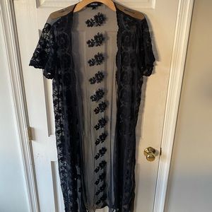Embroidered floral lace duster